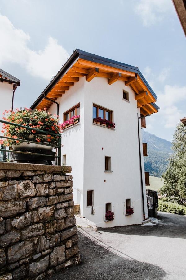 Atelier Della Montagna Bed & Breakfast Zambla Alta Luaran gambar